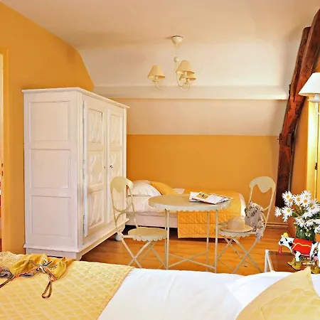 Logis Le Parc & Hotel 3*