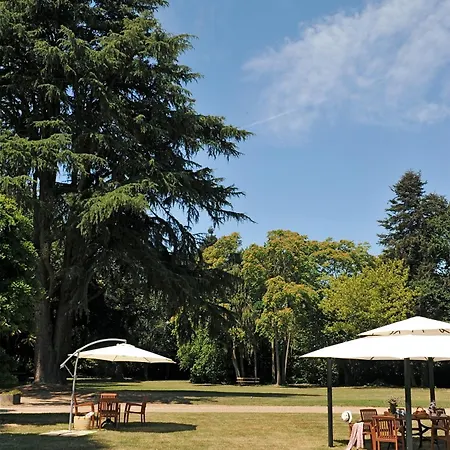 Hotel Logis Le Parc Hotel&spa 3*
