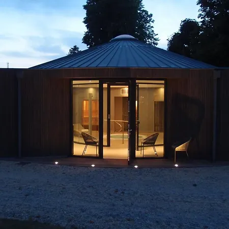 Logis Le Parc & Château-Gontier