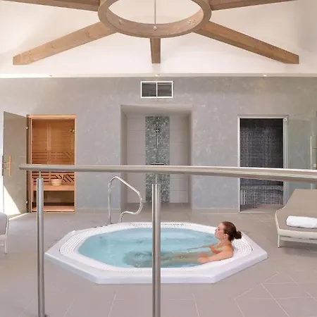 Hotell Logis Le Parc &