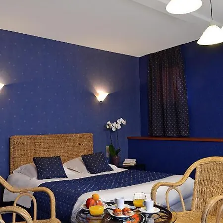 Hotell Logis Le Parc & Château-Gontier