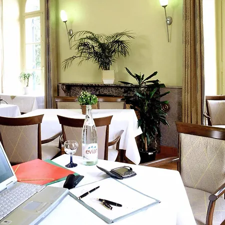 Logis Le Parc Hotel&spa Hotel 3*