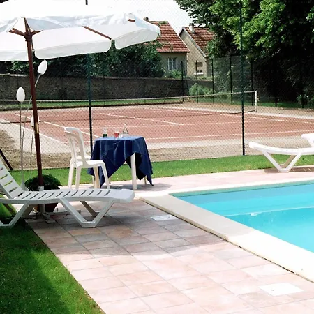 Logis Le Parc & Château-Gontier