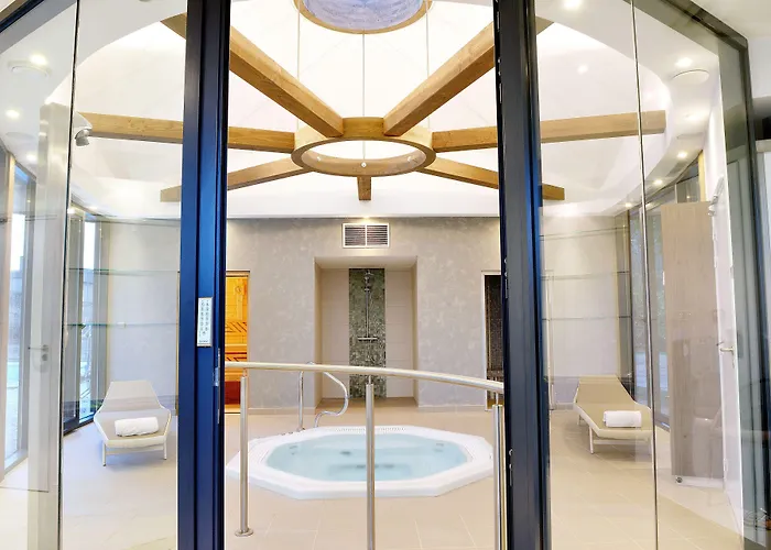 Logis Le Parc Hotel&spa Château-Gontier