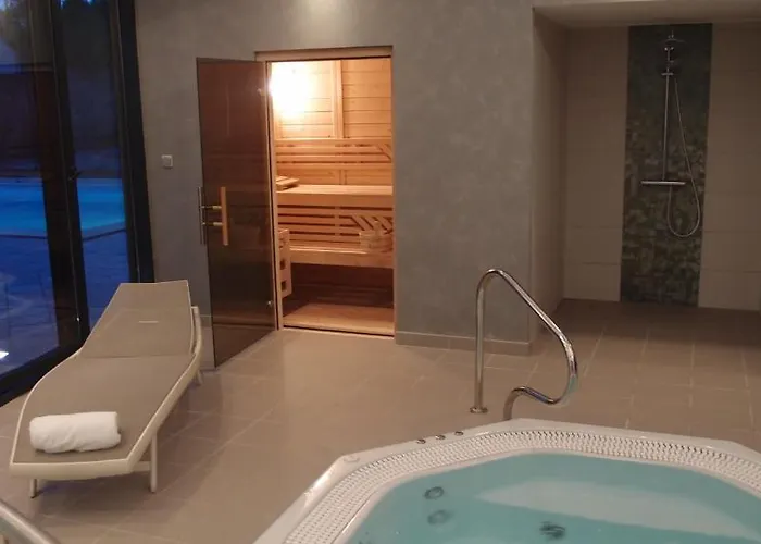 Logis Le Parc Hotel&spa Hotel