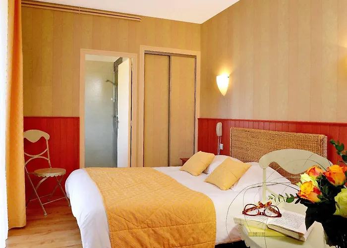 Logis Le Parc & 3* Château-Gontier