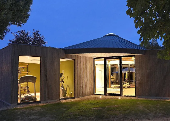 Hotel Logis Le Parc Hotel&spa 3*